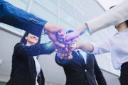 فروش ۱۰میلیون دستگاه گلکسی اس ۷ در ماه اول عرضه