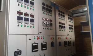 ۱۰ خطای رایج در طراحی و نصب تابلو برق فشار ضعیف (و راهکارهای جلوگیری)